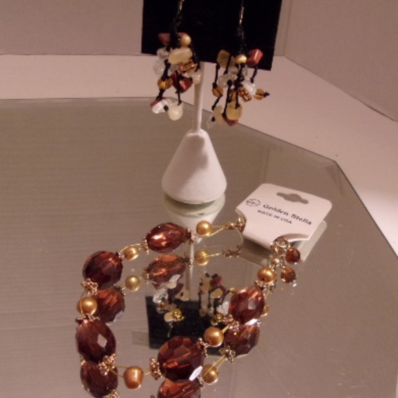 NWT BEAUTIFUL BRACELET & EARRINGS RETAIL $32 B417 - Picture 2 of 3